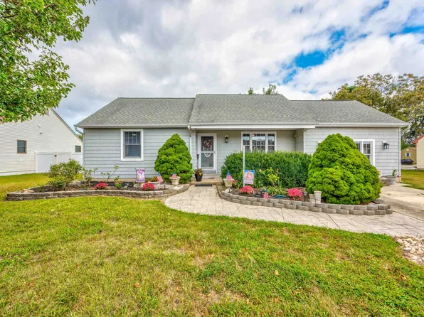 19 Beechwood Ave, Villas, NJ 08251