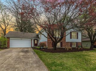 16736 N Fork Ridge Dr, Florissant, MO