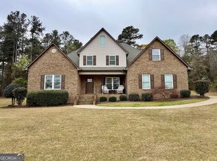 1703 Pine Needle Ln, Elberton, GA 30635