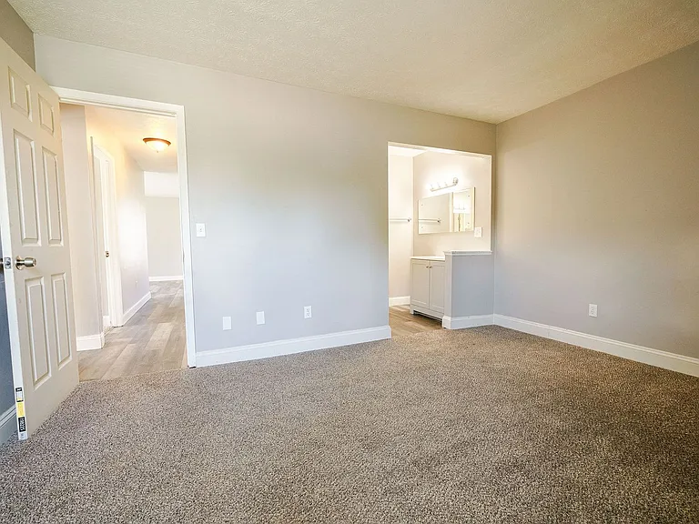 100 Heritage Cir #110 — Photo 17