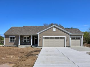 6321 Middle Rd, Racine, WI 53402