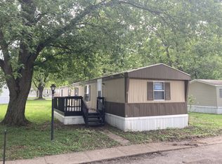 530 Reynolds Dr LOT 86, Charleston, IL