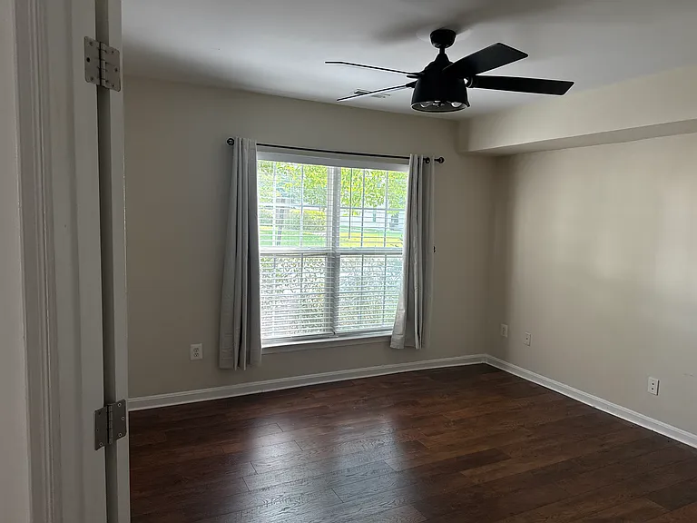 44293 Suscon Sq — Photo 36