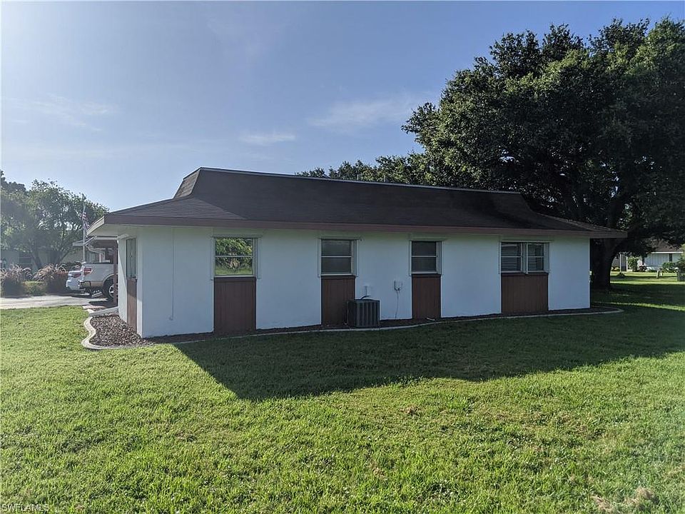 2nd image of 862 Pangola Dr