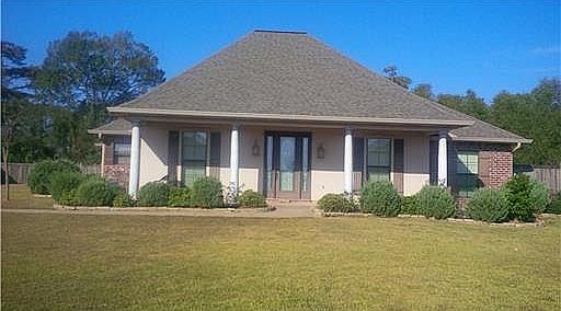 1st image of 125 Saint Andrews Dr