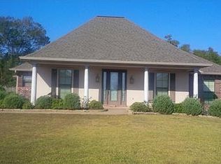 125 Saint Andrews Dr, Alexandria, LA 71303