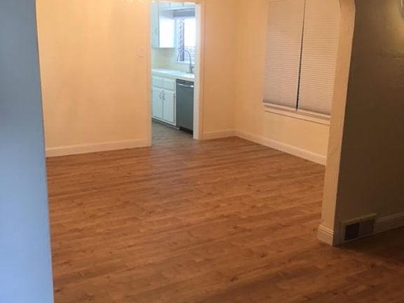 5th image of 855 N Gardner St