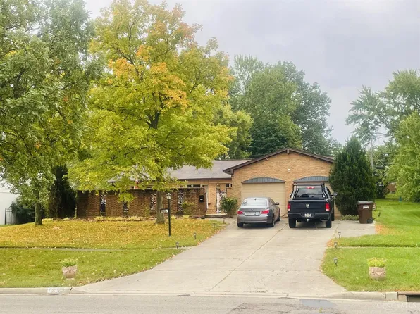 1255 Waycross Rd, Cincinnati, OH 45240