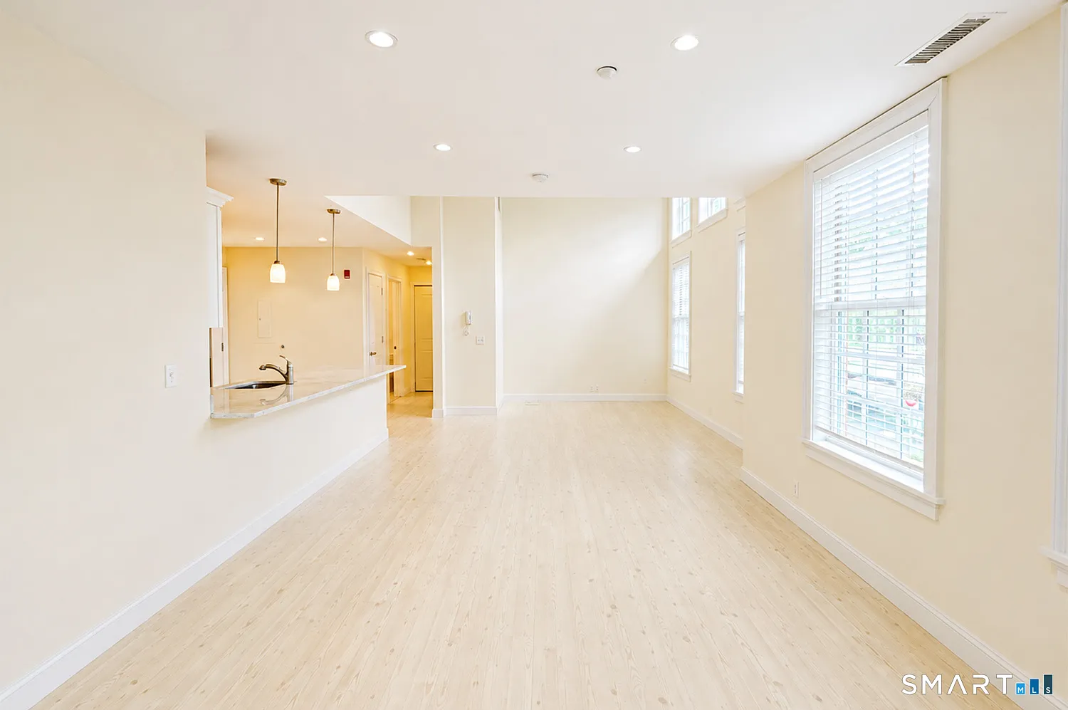 1 bed, 1.0 bath, 900 sqft, $3,750 — Photo 4