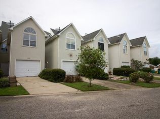 7258 Grimms Lndg, Navarre, FL 32566