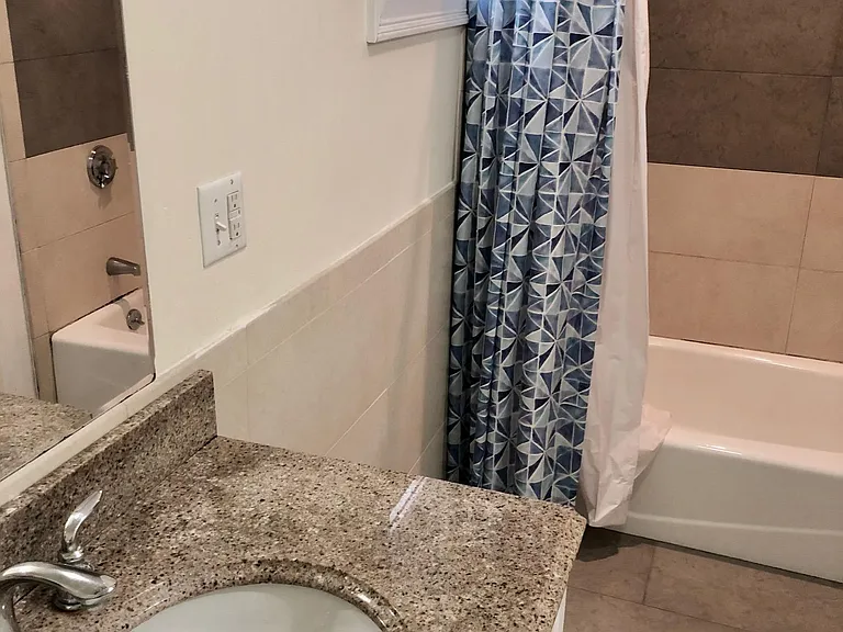 14 Schiller St #3C — Photo 7