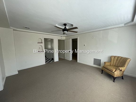 3rd image of 110 W 4th St N