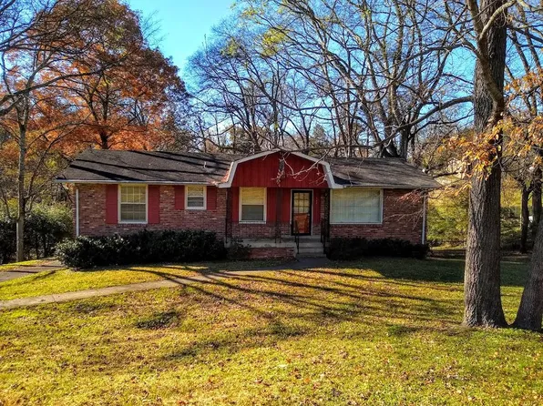143 Lakeside Park Dr, Hendersonville, TN 37075