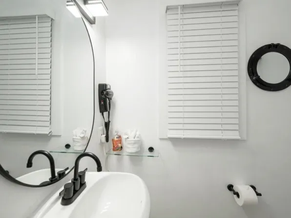 910 Simonton St APT 6, Key West, FL 33040