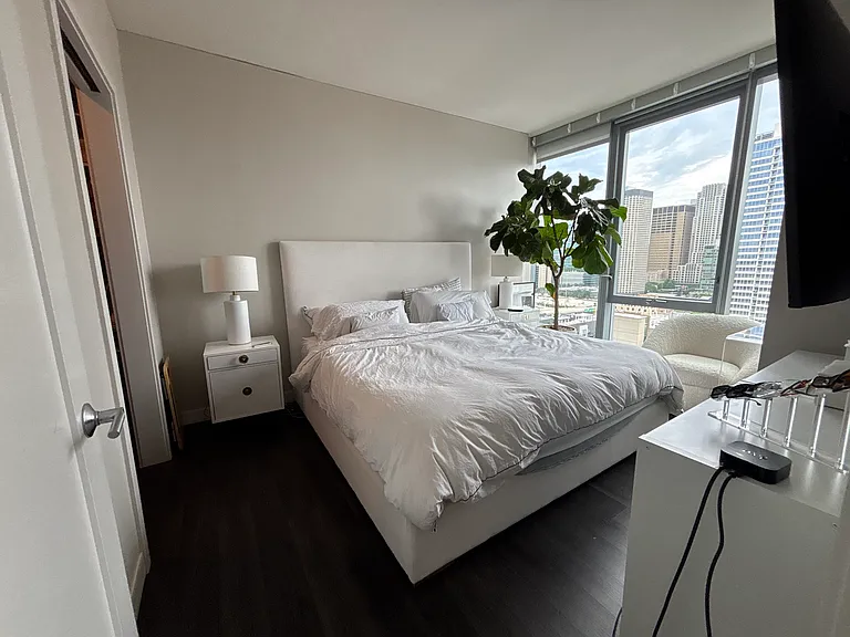 229 S Peoria St #1726 — Photo 3