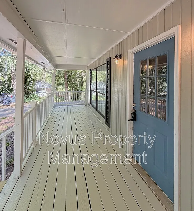 3 bed, 2.0 bath, 1144 sqft, $1,649 — Photo 4