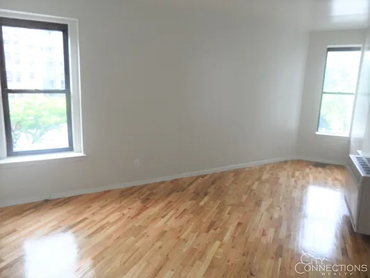 Rented by City Connections Realty | media 22