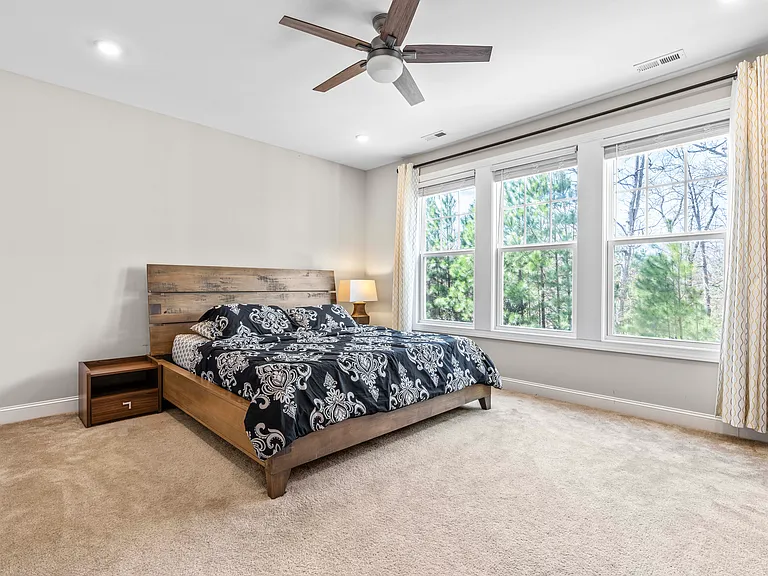 424 Hopwood Way — Photo 16
