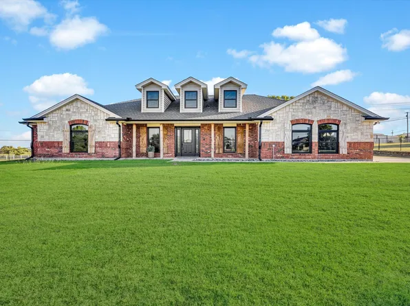 2717 Rawhide Ct, Haslet, TX 76052
