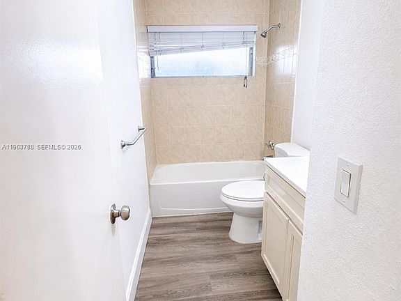 3rd image of 5404 NW 26th Rd