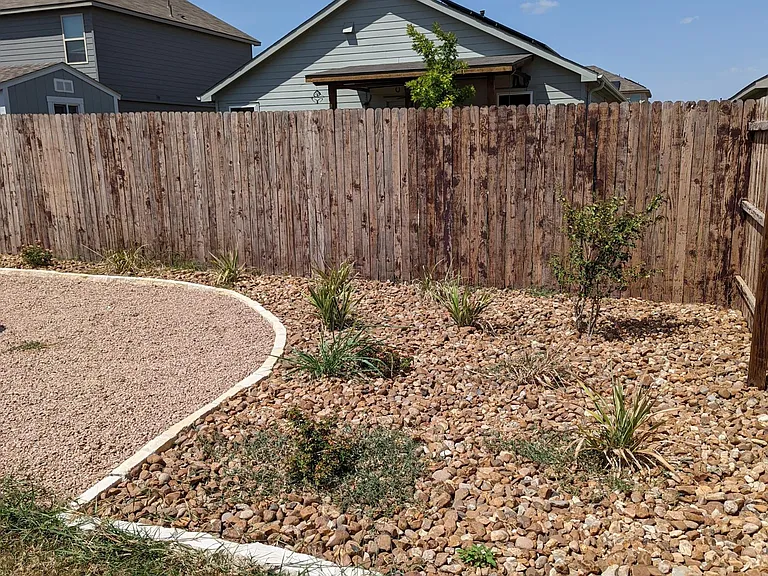 10687 Penelope Way — Photo 32