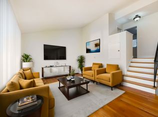 424 Ridge Rd, Wilmette, IL 60091