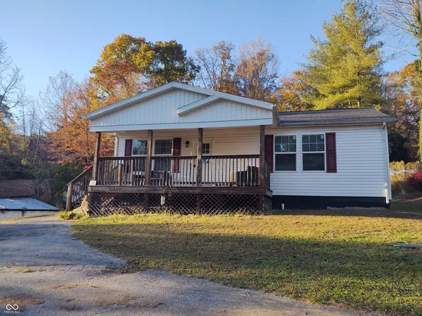 6138 Crooked Creek Rd, Nashville, IN 47448