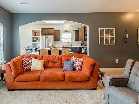 5th image of 9441 Mandeville Dr