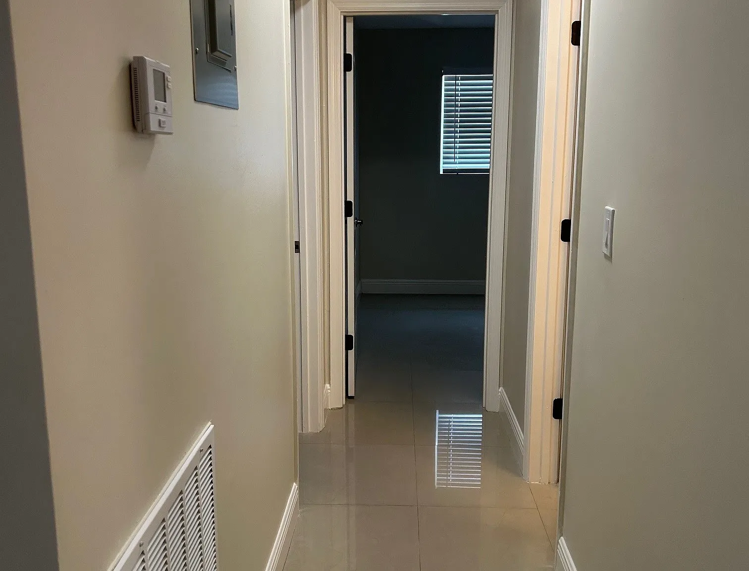 2 bed, 800 sqft, $2,117 — Photo 4