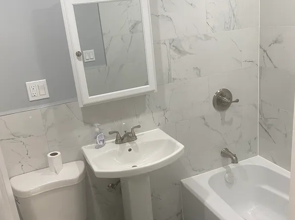 3058 Barker Ave, Bronx, NY 10467