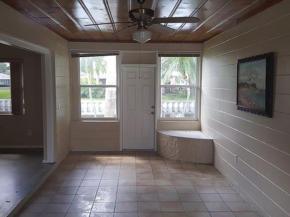 2nd image of 242 W Canal Dr