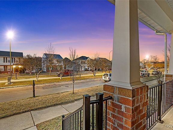2nd image of 705 Admiral Gravely Blvd