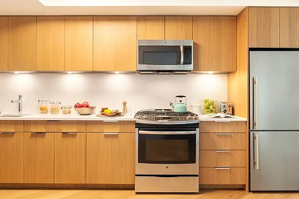 Rented by The Durst Organization | media 3