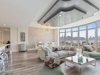 8100 River Rd APT 812, North Bergen, NJ, 07047
