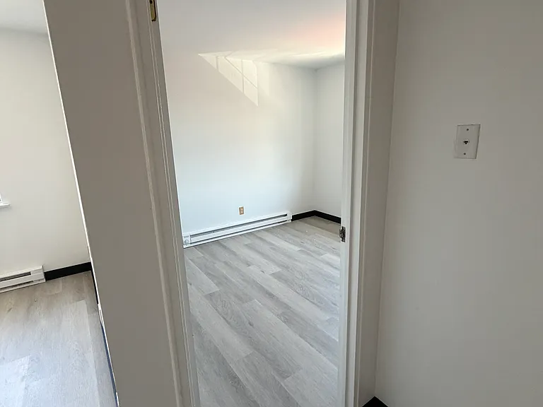185 Palisade Ave #C4 — Photo 6
