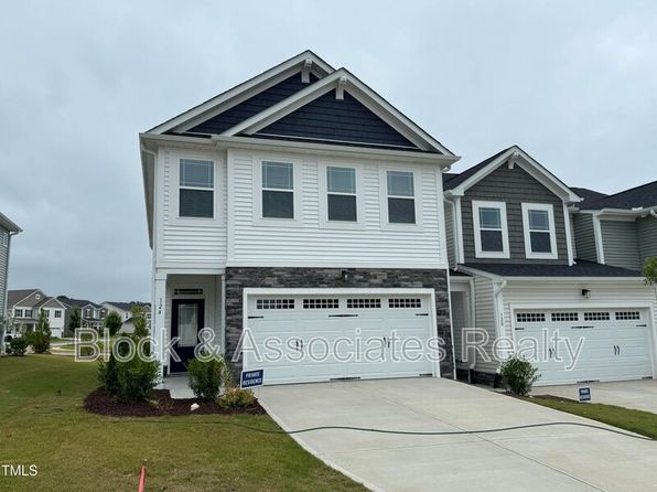 124 Kobus Ct