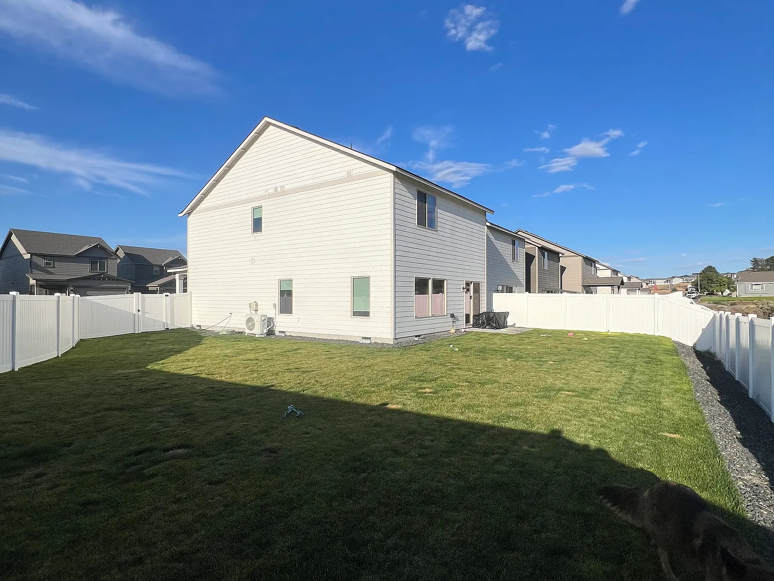 Grapevine Ct, West Richland — Photo 2
