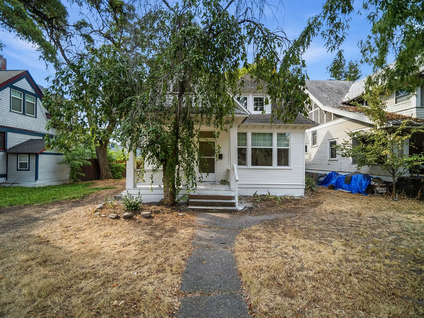 Charming 5-Bedroom Home with Fenced Yard in Spokane — Photo 2