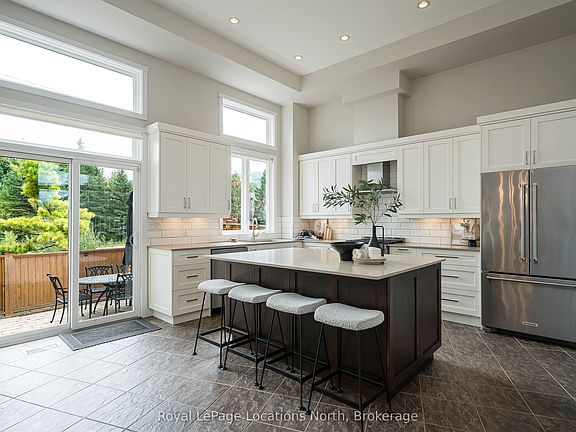 3rd image of 104 Farm Gate Rd #17