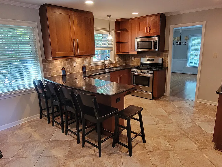 1318 Beechdale Dr — Photo 31