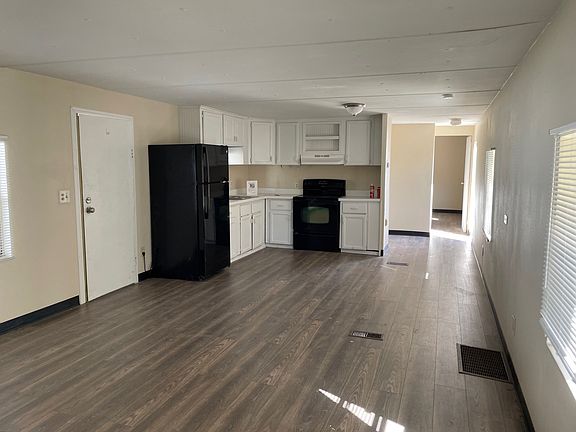 2nd image of 130 Jay Dr