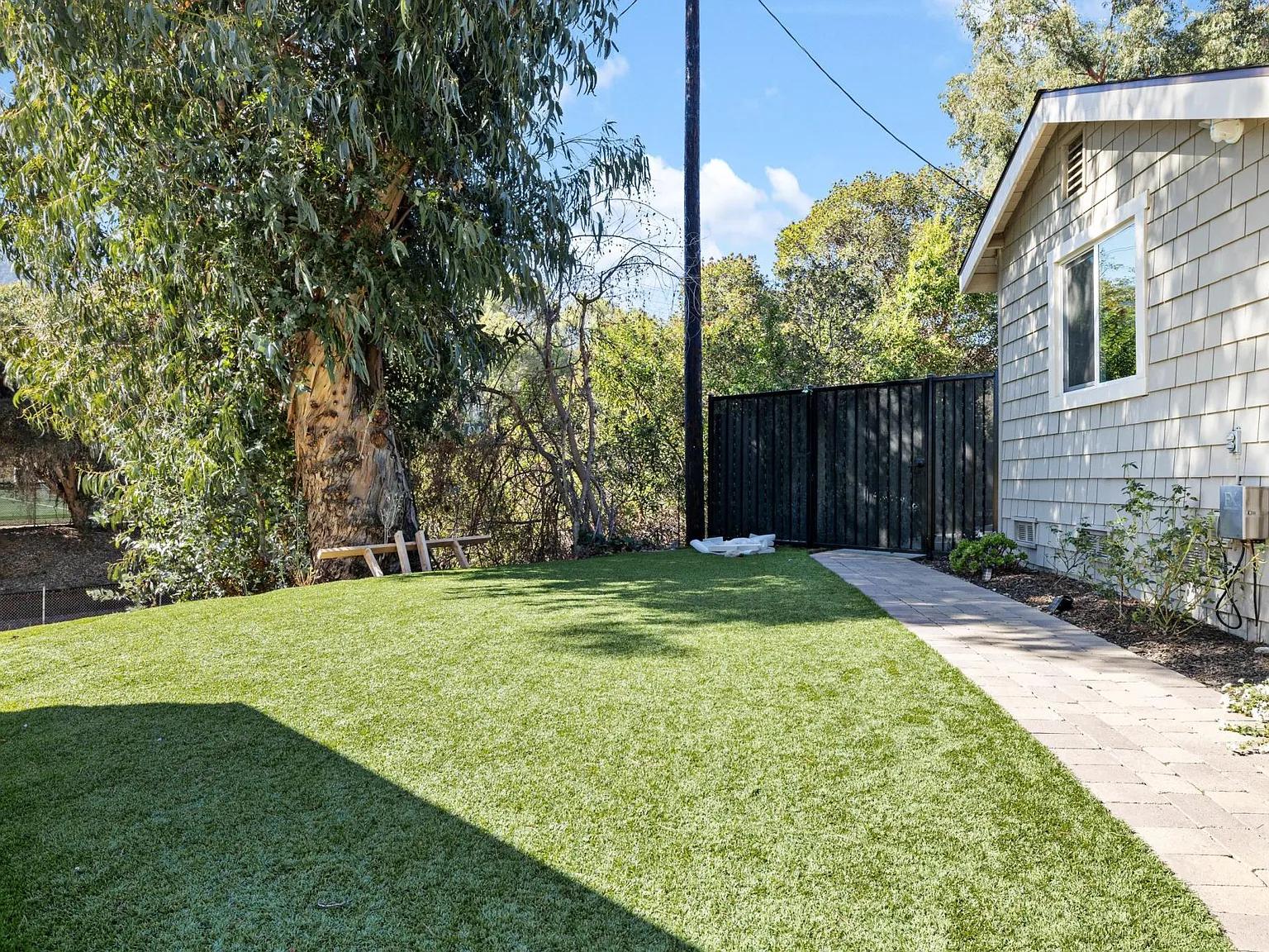 Invale Dr, Glendale — Photo 3