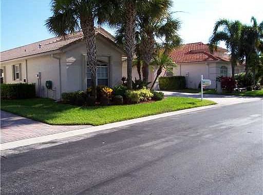 1st image of 5898 Royal Club Dr