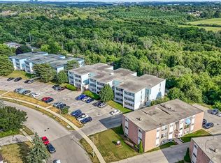 91 Conroy Cres #307, Guelph, ON N1G2V5