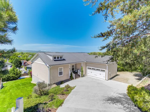 48 Climbing Aster Way, Asheville, NC 28806