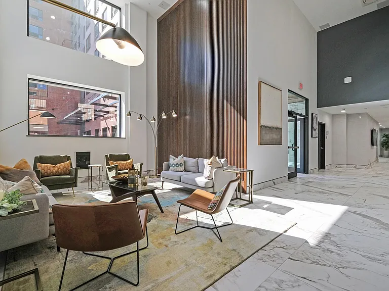 697 Bronx River Rd — Photo 2