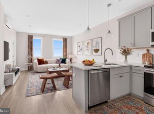 5230 Walnut St Unit 5R, Philadelphia, PA 19121