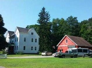 10 Stanton Ave, Huntington, MA 01050