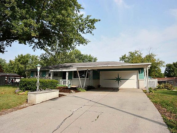 2nd image of 6825 Sunland Dr