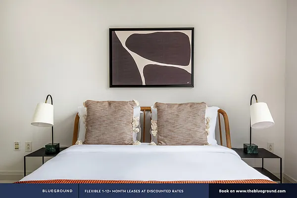 Rented by The Blueground | media 12